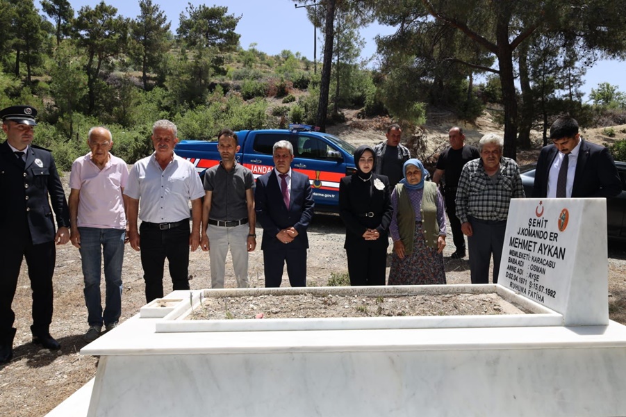 Şehit   J.Komando Mehmet AYKAN Mezarı Başında Anıldı. 